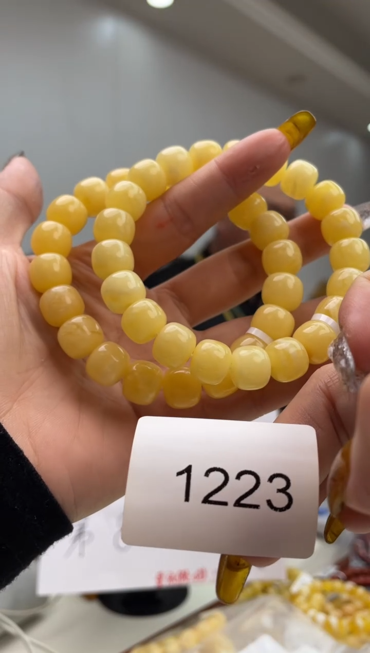 【闪购商品】琥珀裸石未镶嵌1223多样性发其中一件