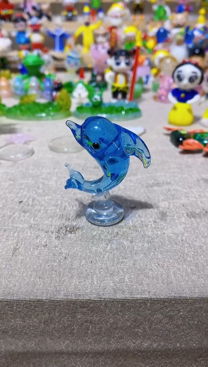 琉璃手工艺品特价海豚