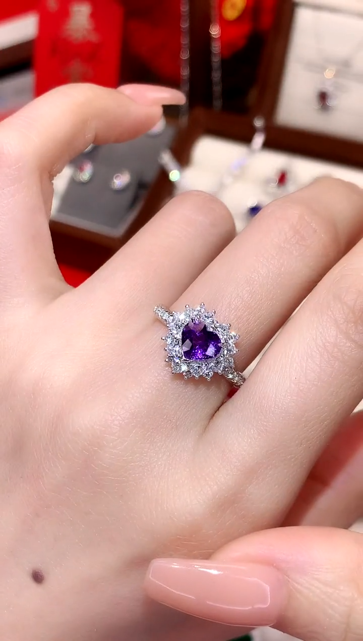 【闪购商品】彩色蓝宝石戒指18K金镶嵌1.11ct/天然宝石/七天无理由