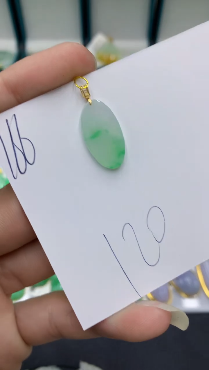 【闪购商品】翡翠颈饰18K金镶嵌翡翠