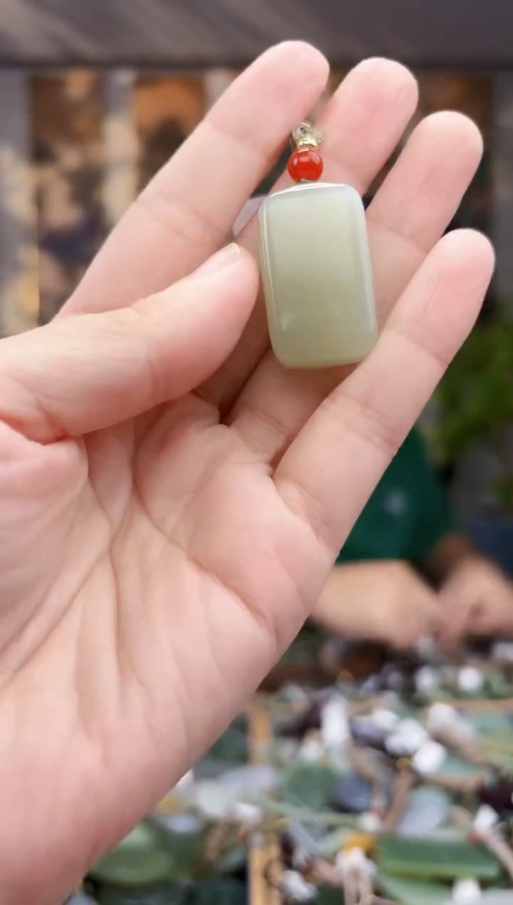 未镶嵌和田玉挂件拍一发一