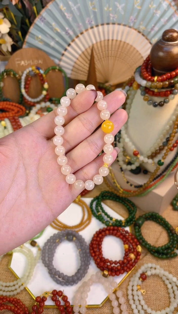 【闪购商品】和田玉手串18K金镶嵌藕粉