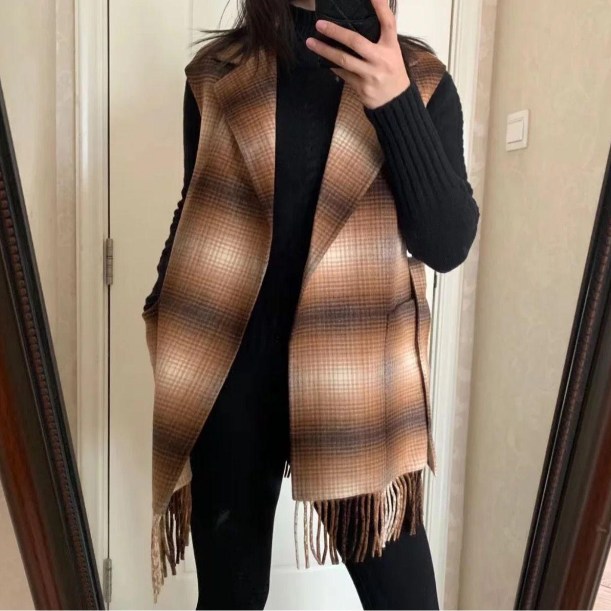 全新未使用 DIOR/迪奥 双双臻选/BC01094/迪奥马甲/棕色;42