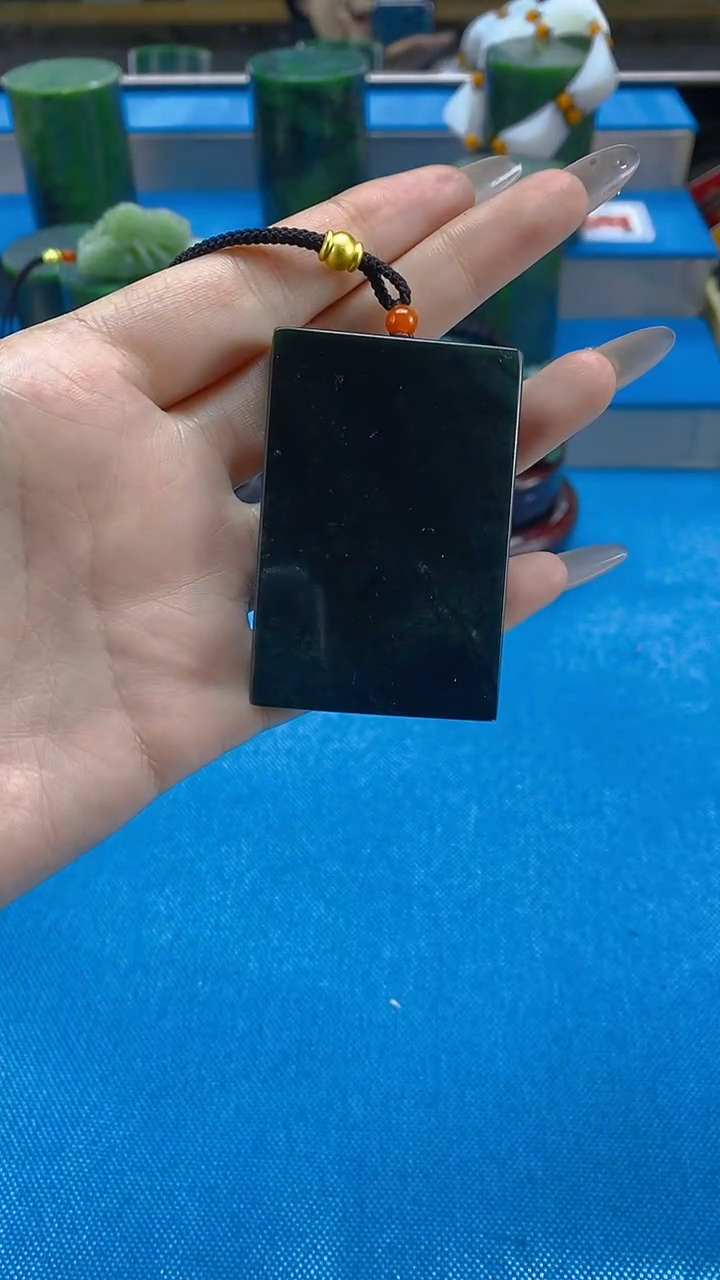 和田玉未镶嵌吊坠(不含链)天然和田玉吊坠