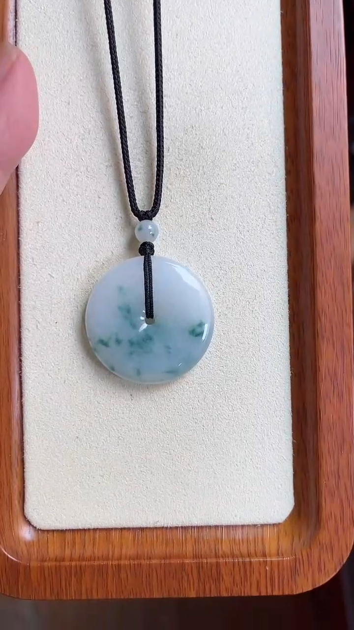 【闪购商品】翡翠颈饰未镶嵌孤品