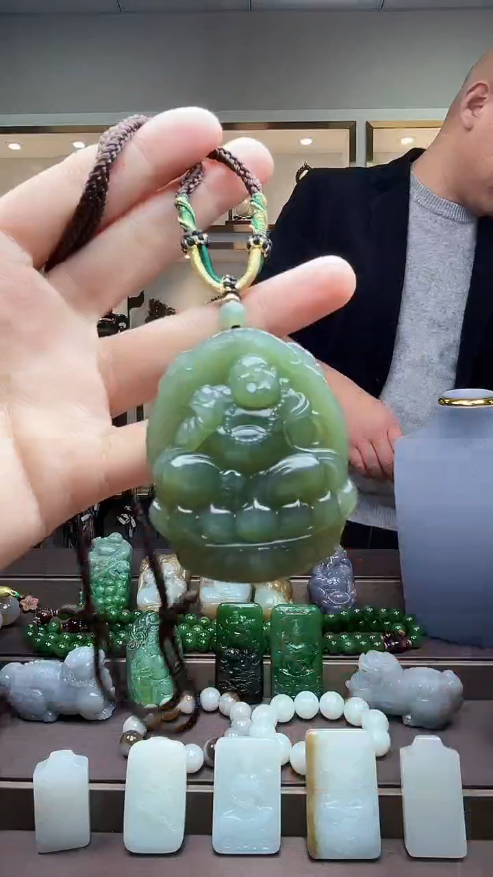 【闪购商品】和田玉颈饰未镶嵌苏