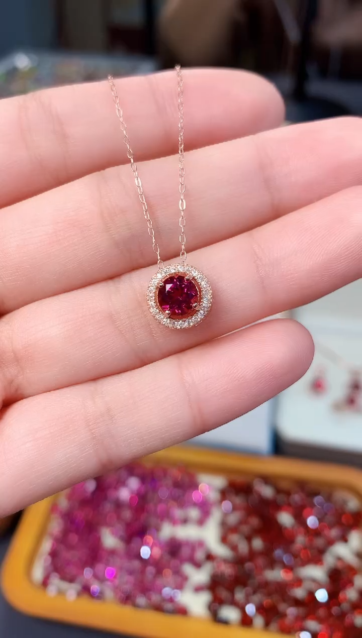 【闪购商品】石榴石吊坠银S925镶嵌天然镁铝