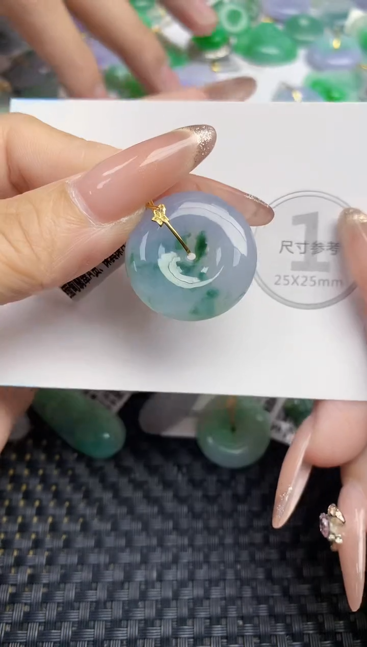 颈饰18K金镶嵌翡翠天然缅甸A货翡翠百元以上9元证书费自理