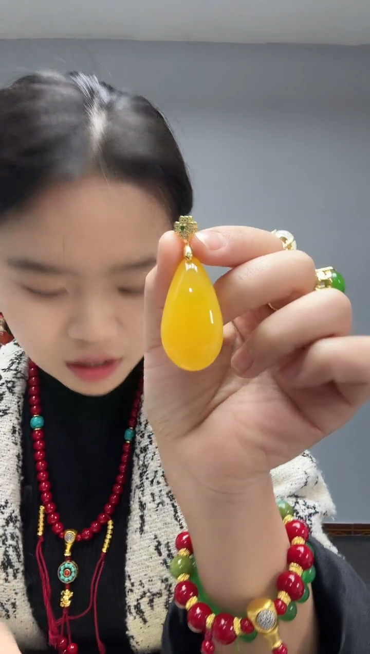 无非金属大圆珠宝高货颈饰