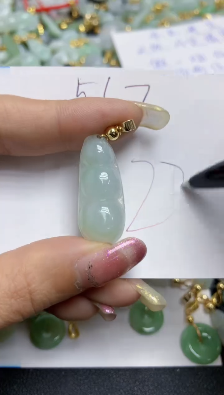 【闪购商品】翡翠颈饰合金天然翡翠A货