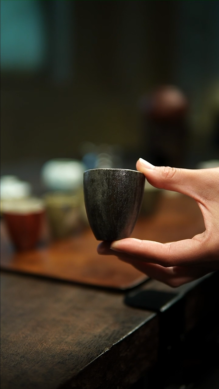 【闪购商品】云龙黑釉闻香杯子
