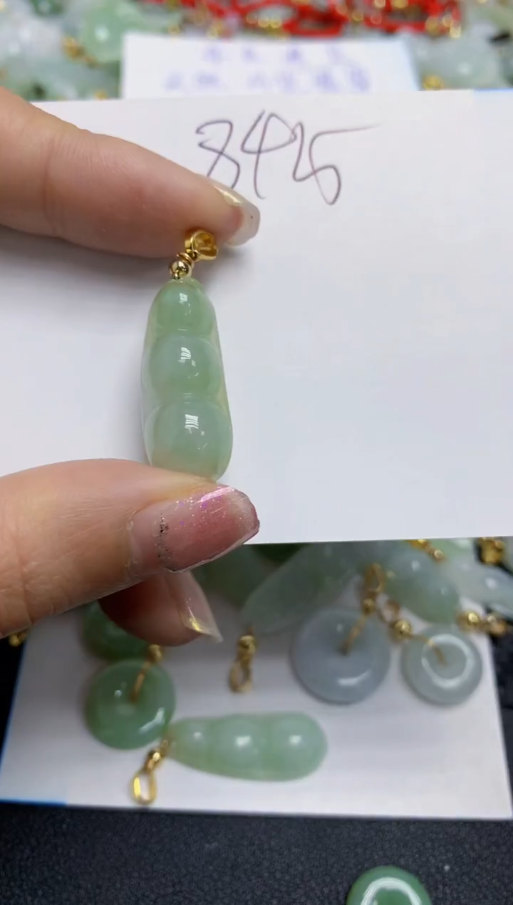 【闪购商品】翡翠颈饰合金天然翡翠A货