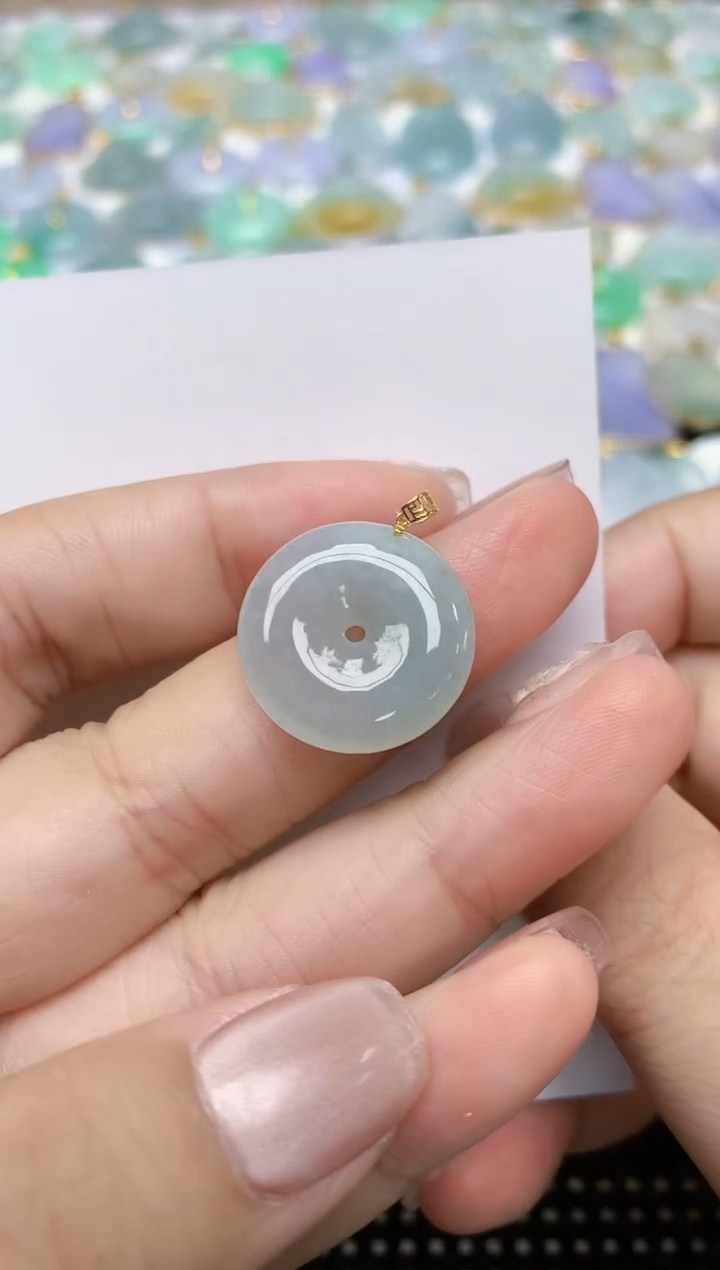 翡翠18K金镶嵌颈饰天然缅甸A货翡翠