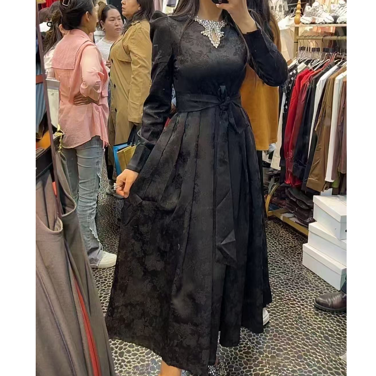 中长裙春季荡领长袖中腰连衣裙蕾丝时尚拼接网红收腰女装