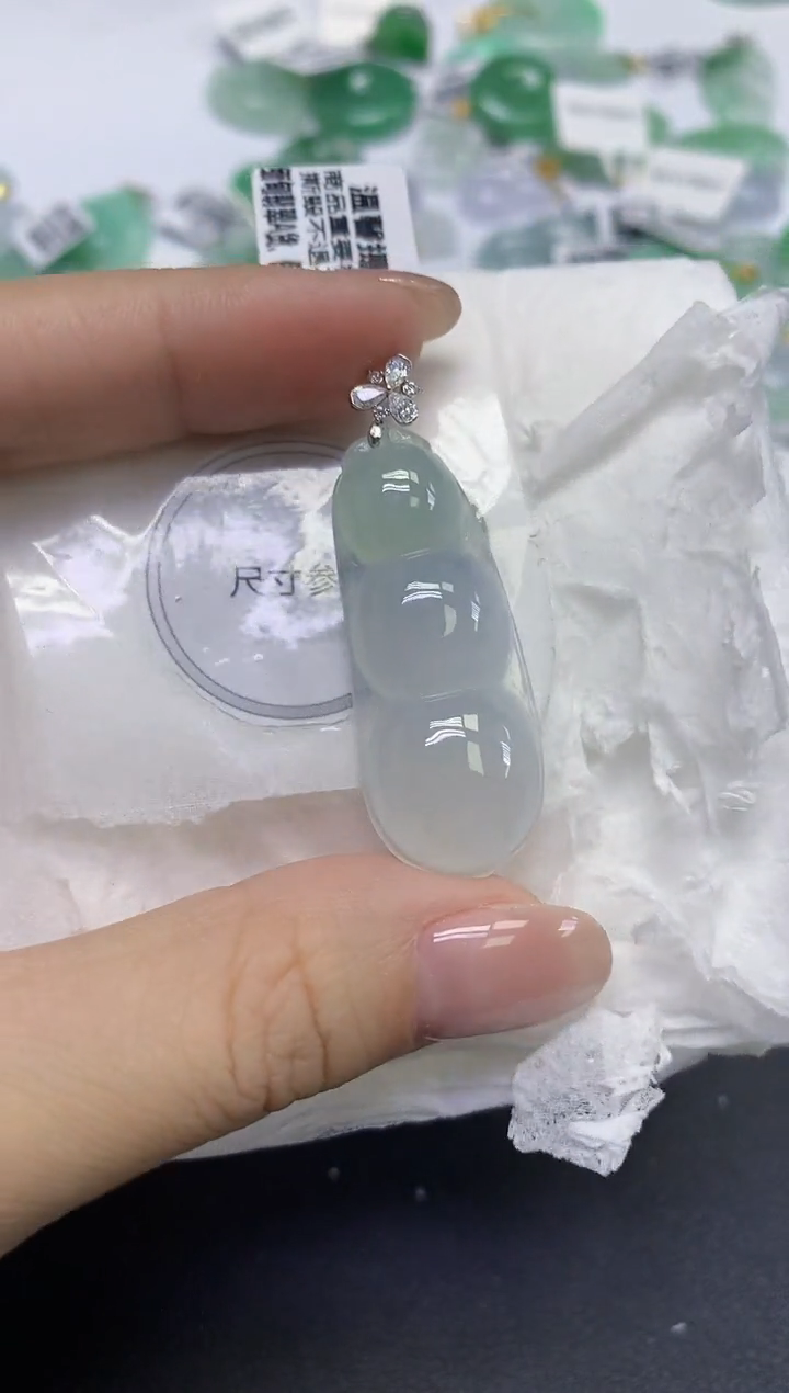 颈饰18K金镶嵌翡翠天然缅甸翡翠A货百元以上9元证书费自理