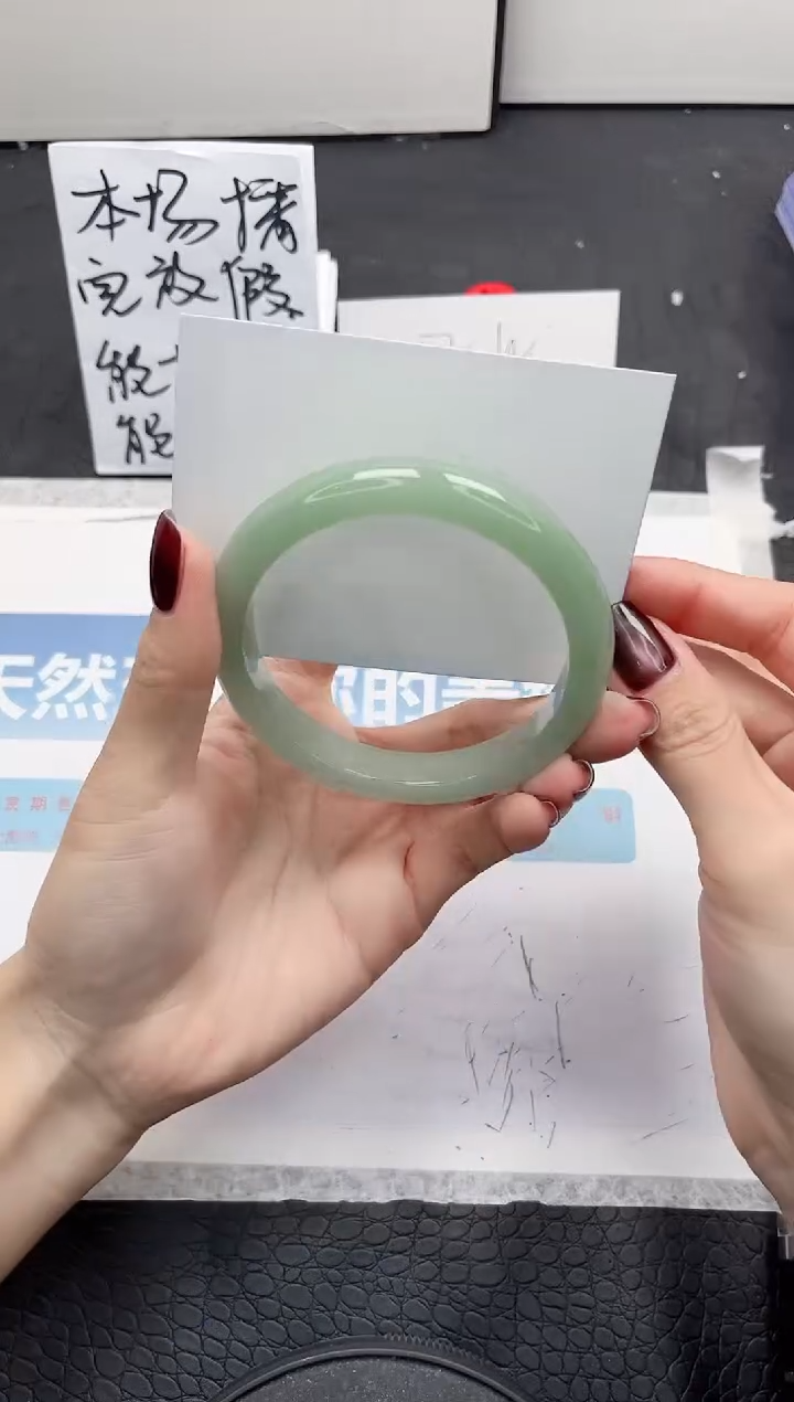 【闪购商品】石英质玉手镯未镶嵌L200-62