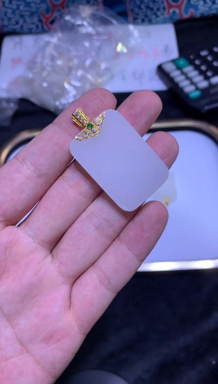 和田玉18K金镶嵌颈饰7004628/272/多样性发/件