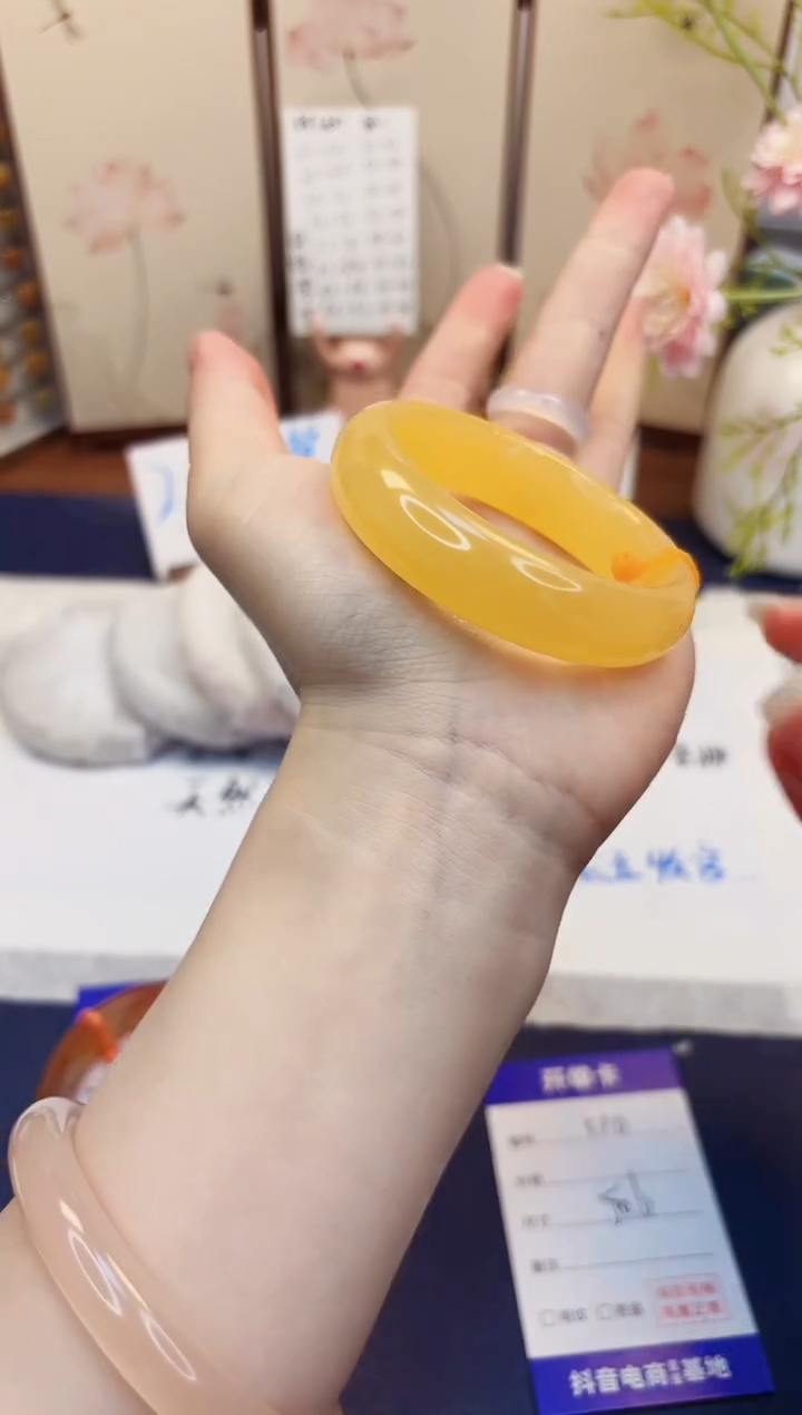 【闪购商品】石英质玉未镶嵌手镯170-财气镯-圈口50