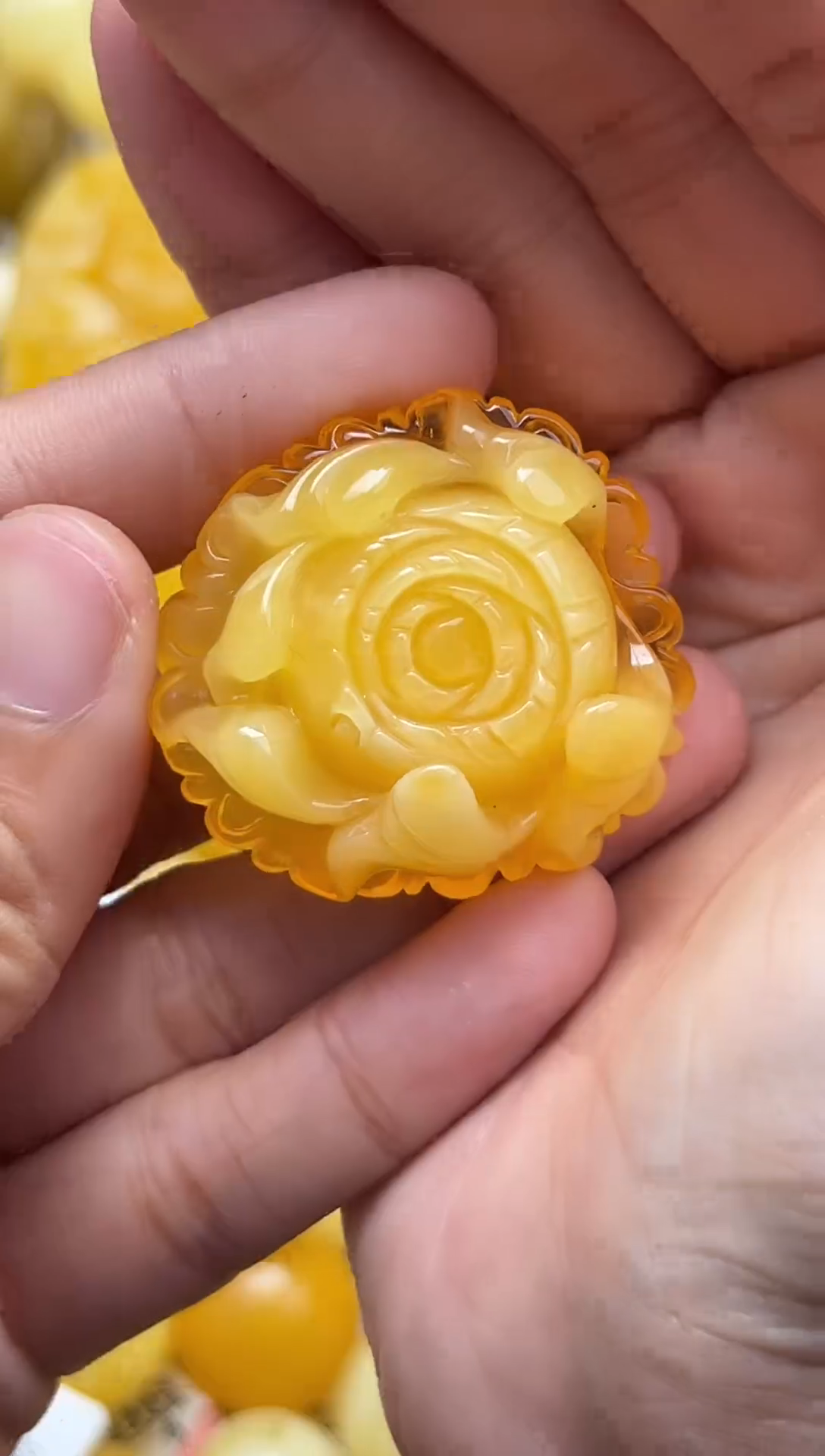 裸石蜜蜡未镶嵌天然蜜蜡微瑕珠子 假一赔万