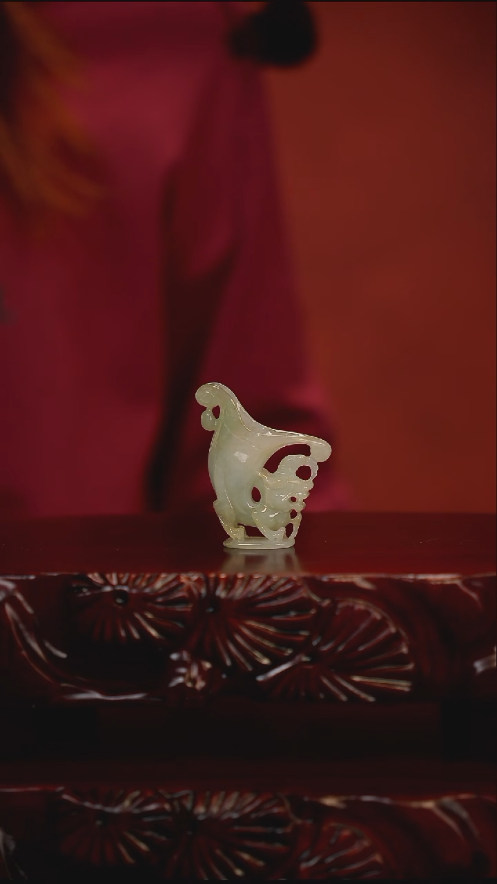 未镶嵌摆件翡翠貔貅酒樽