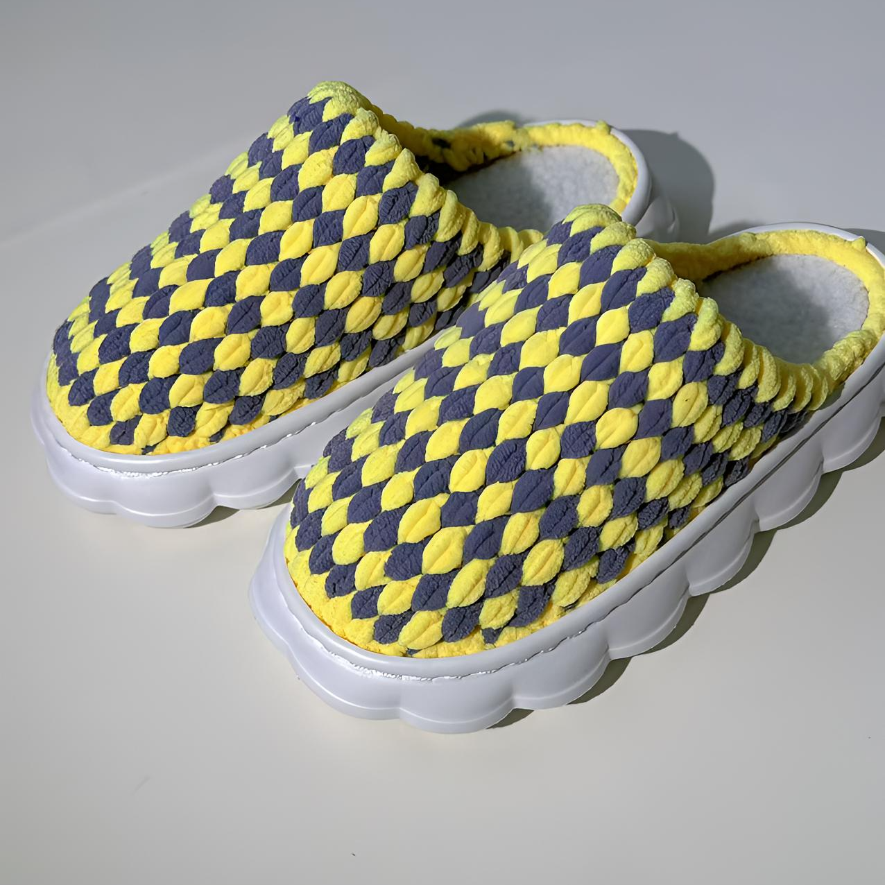 秋冬季手工编织云朵底保暖防滑加厚居家拖鞋