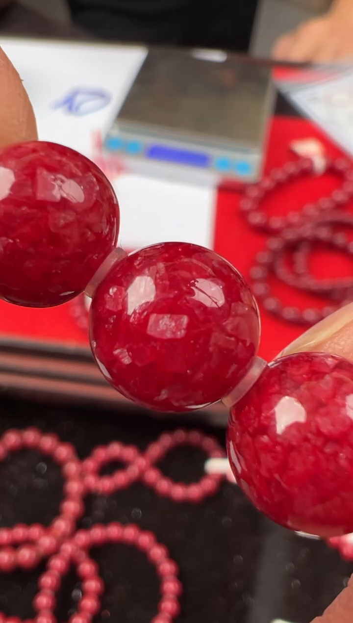 天然辰砂久*红8mm马仙溪晶体手串