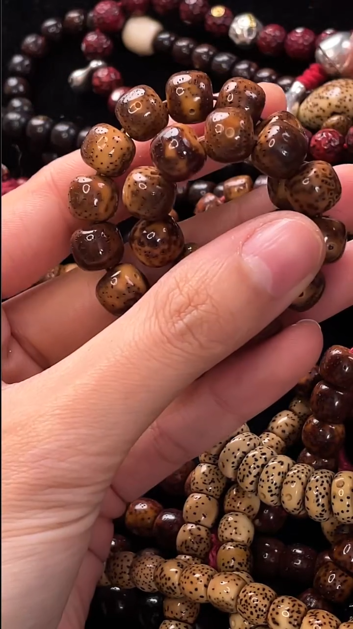 手串星月菩提精工级浅珀花皮桶珠10*9手串