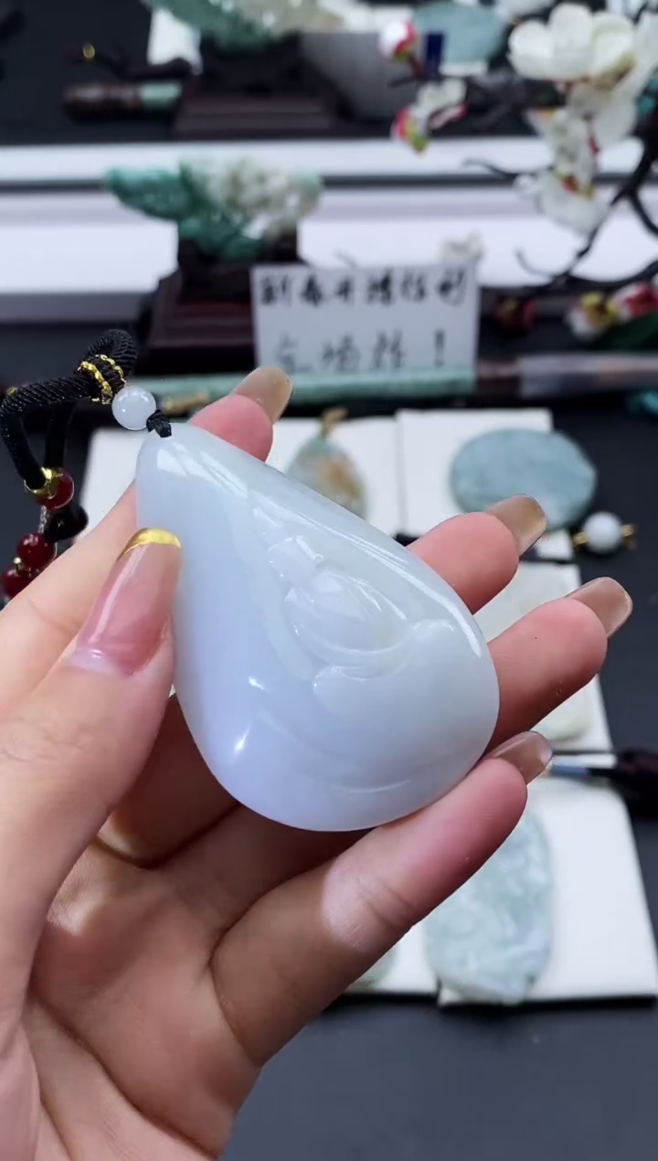【闪购商品】翡翠吊坠(不含链)未镶嵌天然缅甸翡翠A货