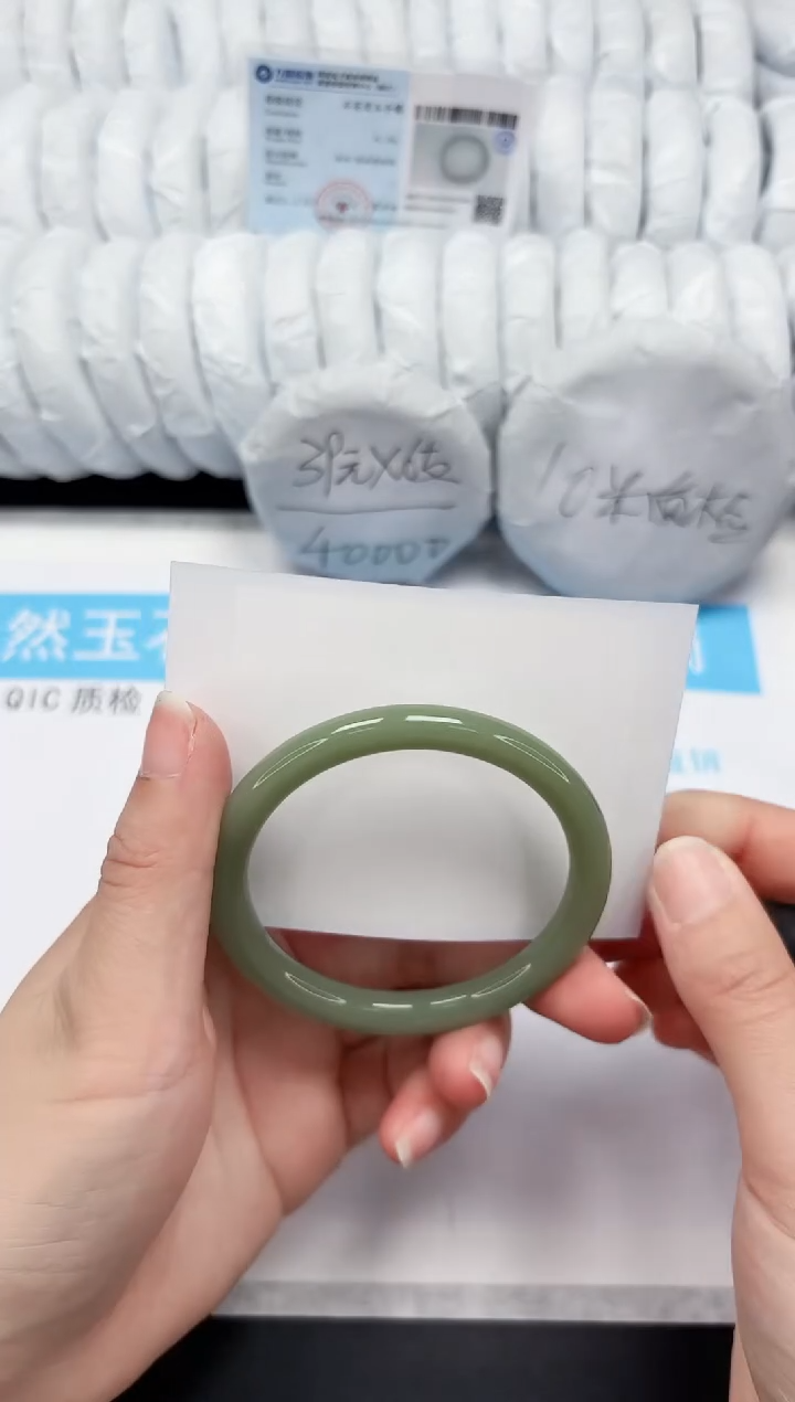 【闪购商品】石英质玉手镯未镶嵌144-57