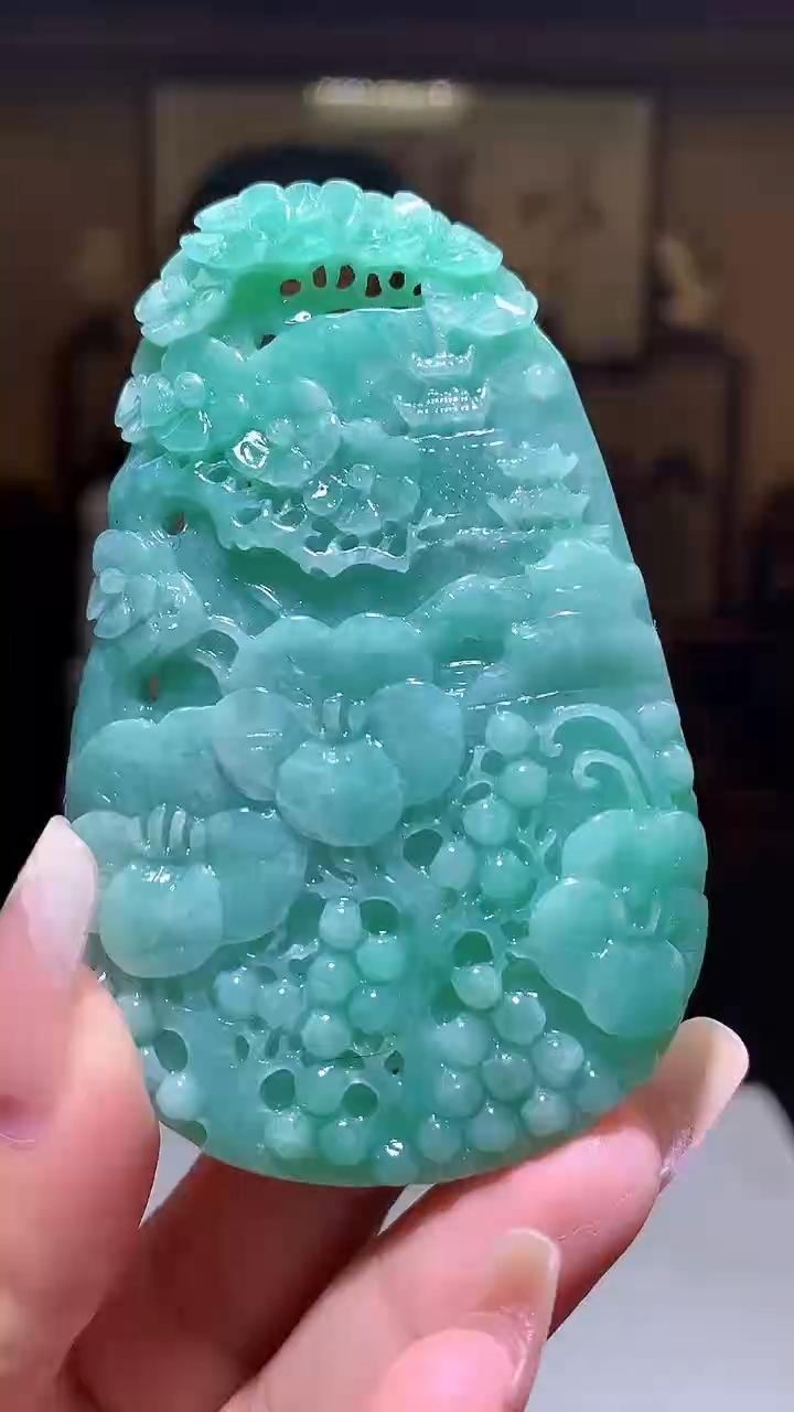 【闪购商品】定制翡翠未镶嵌1085xx-毛货挂件42