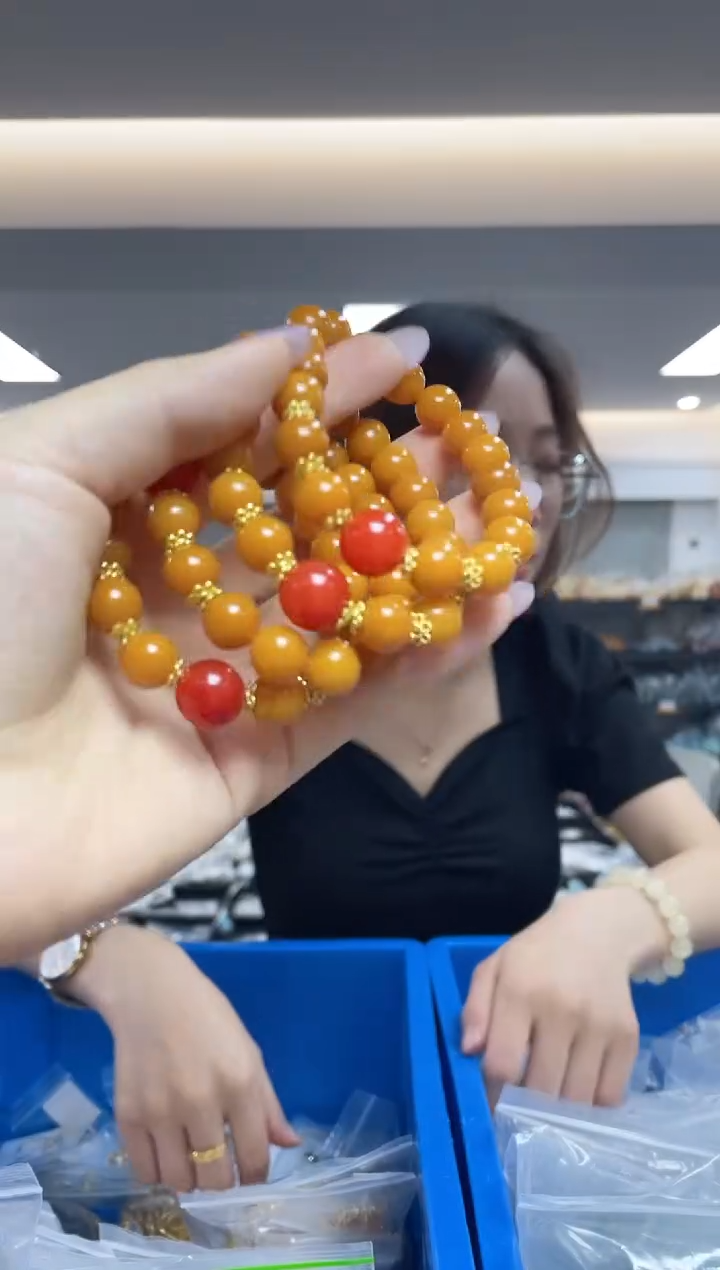 未镶嵌蜜蜡裸石（多样性发一件）