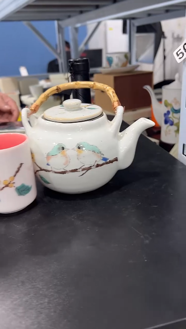 杯子骨瓷小鸟壶一个