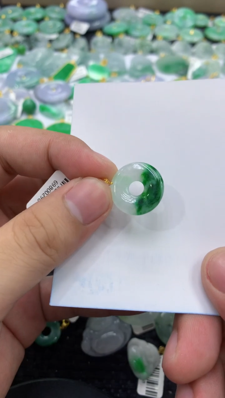 颈饰18K金镶嵌翡翠天然缅甸翡翠a货