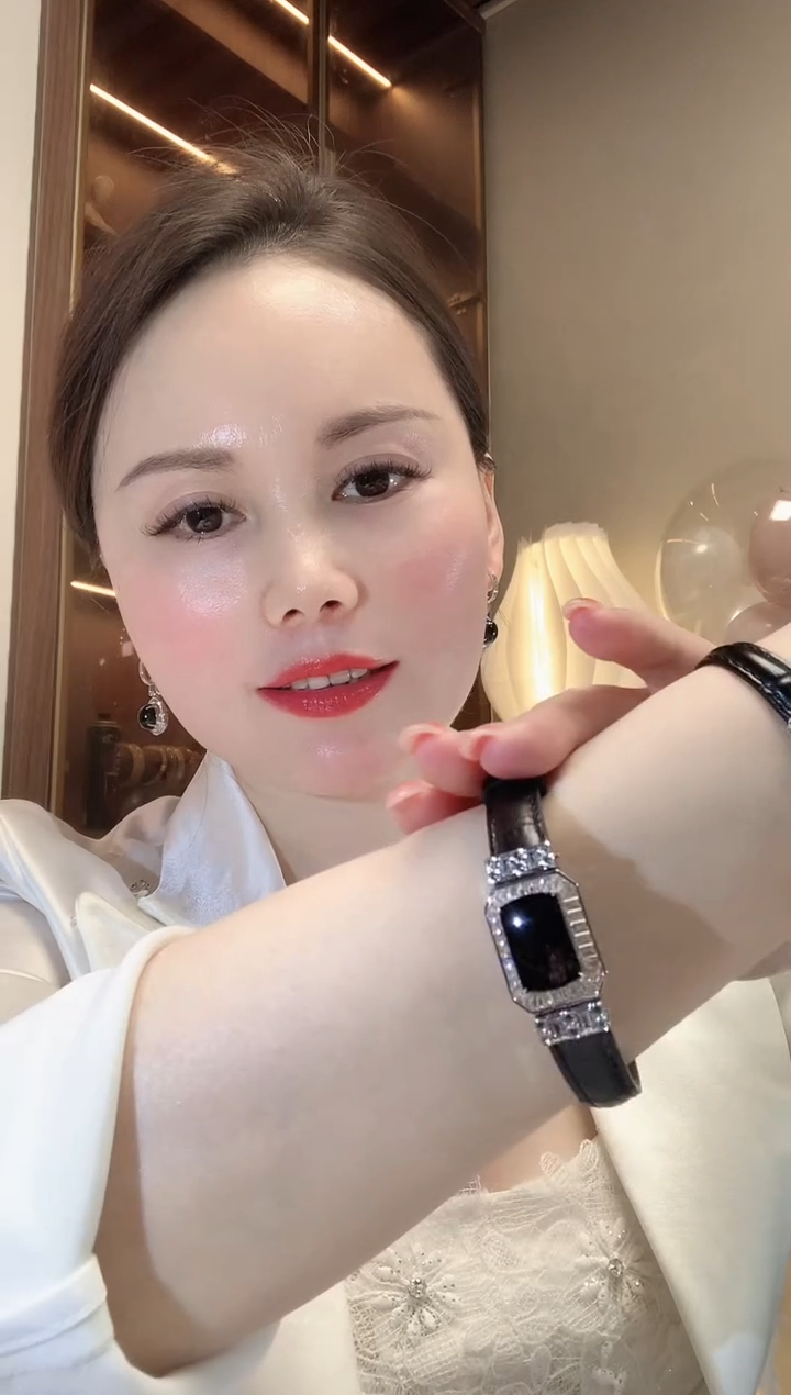 【闪购商品】翡翠手绳18K金镶嵌A55 翡翠