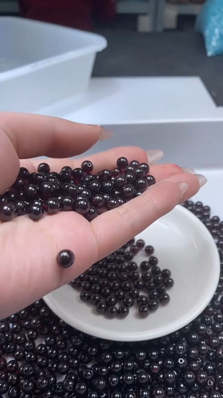 颈饰未镶嵌石榴石w758榴6mm*10颗