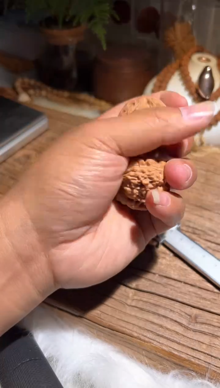 【闪购商品】文玩核桃吊坠南瓜/王欢