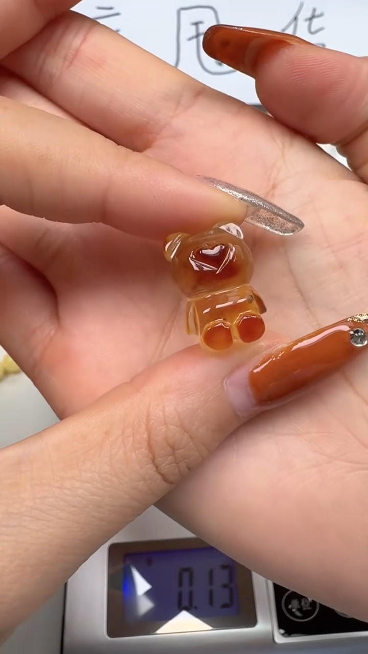 裸石琥珀未镶嵌如图