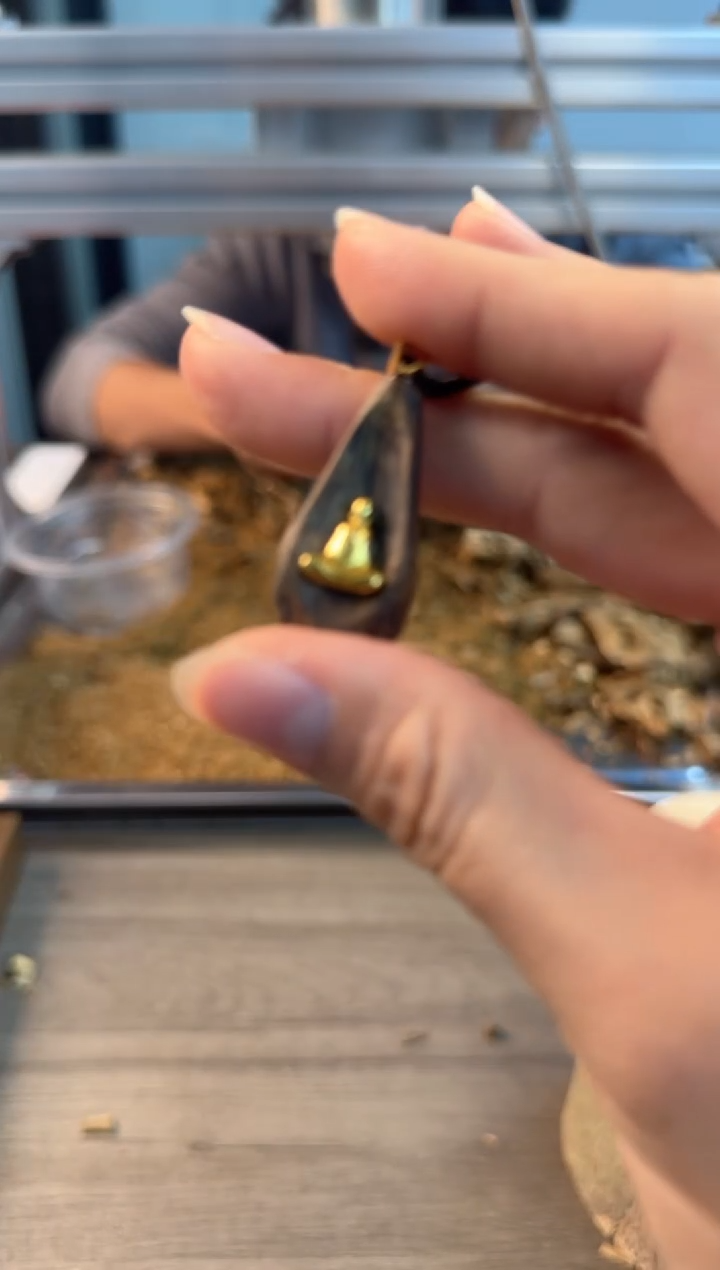 沉香吊坠沉香吊坠挂件