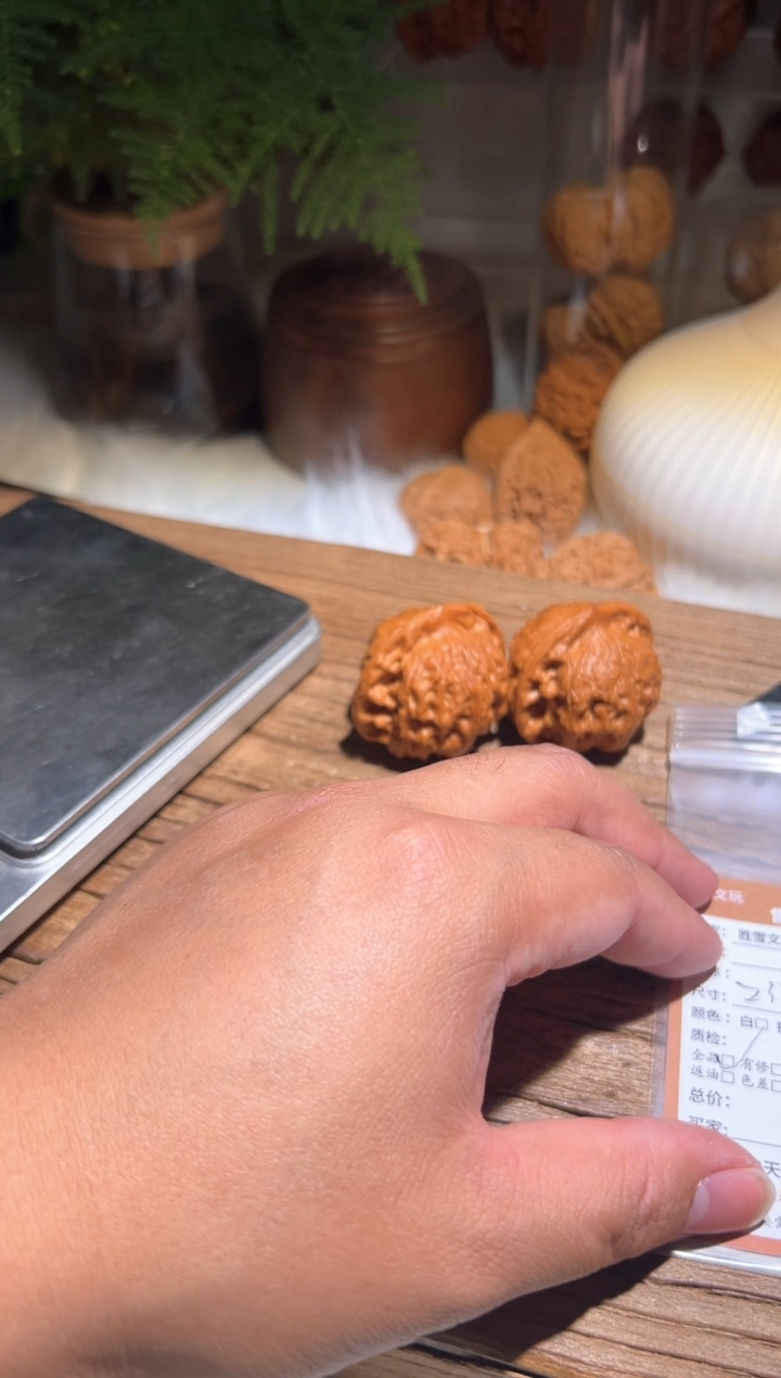 【闪购商品】文玩核桃吊坠韩先生佛都238