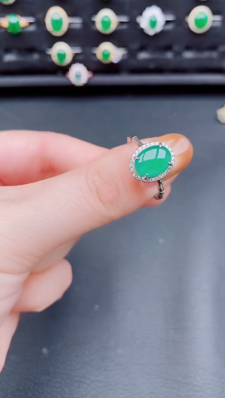 【闪购商品】翡翠戒指银S925镶嵌天然a货翡翠111