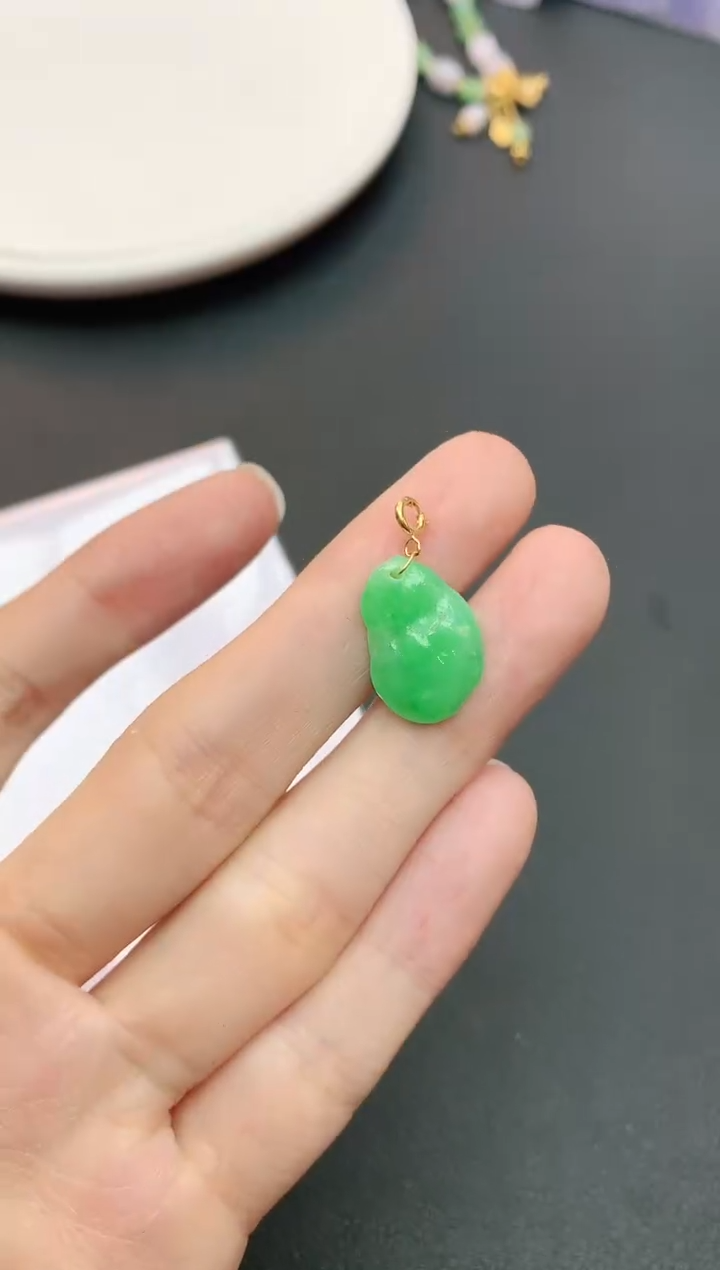 【闪购商品】翡翠颈饰18K金镶嵌赠礼盒证书 小君