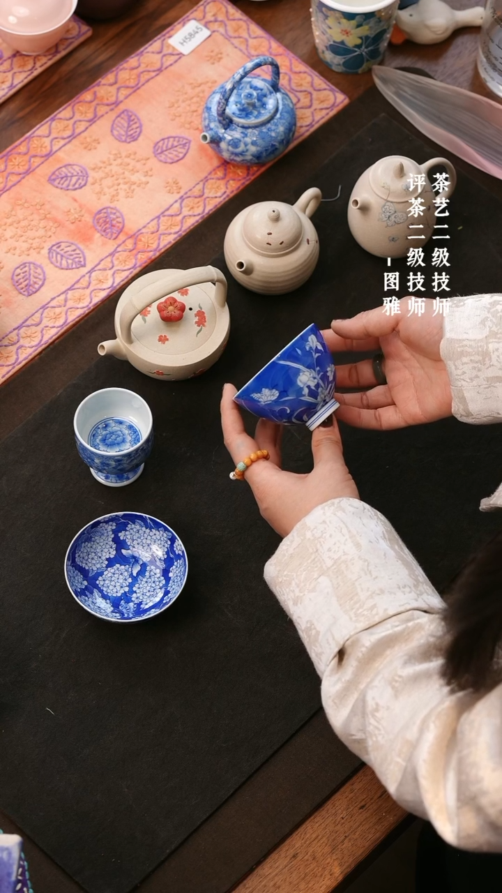 【闪购商品】月造鸢尾花鸡心杯       