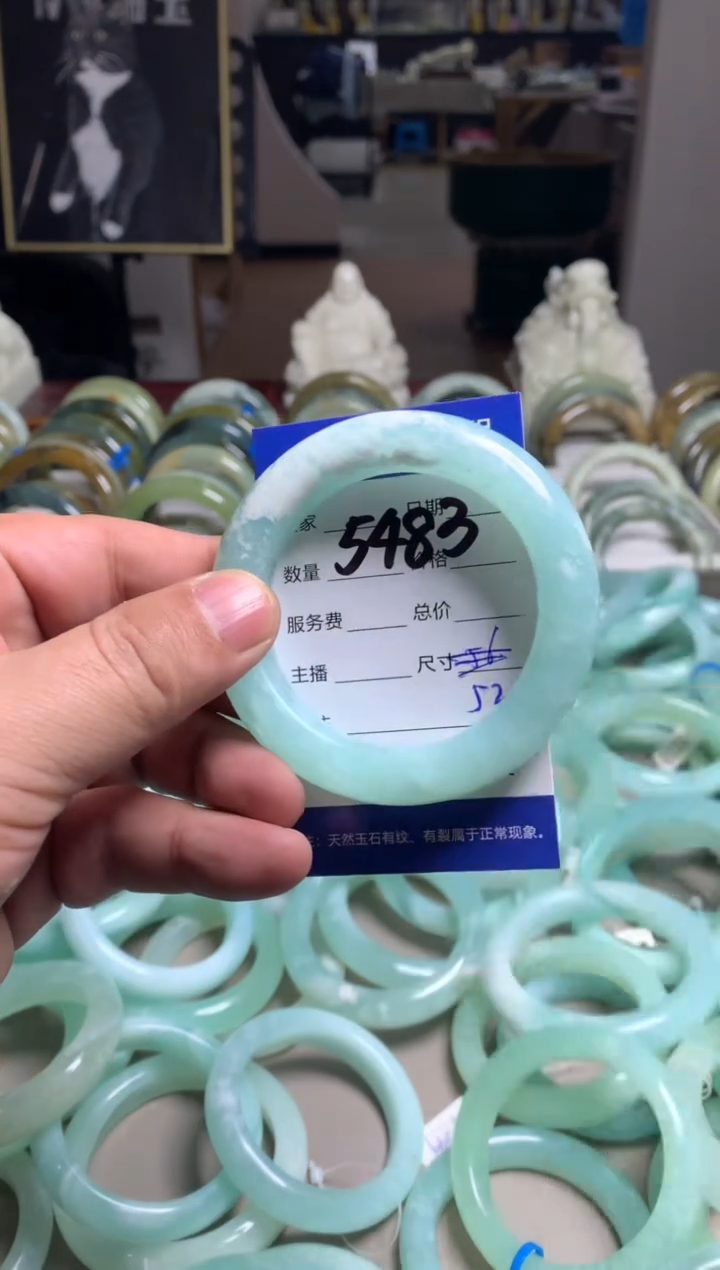 【闪购商品】蛇纹石玉手镯未镶嵌5483