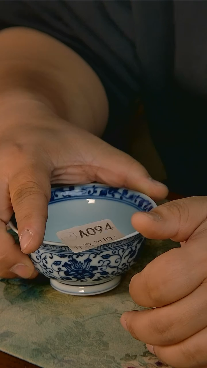 杯手工手绘杯杯很美丽