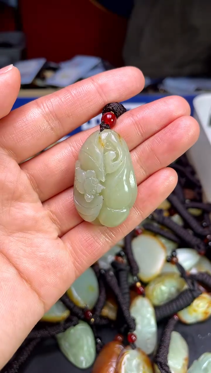 【闪购商品】和田玉颈饰未镶嵌123