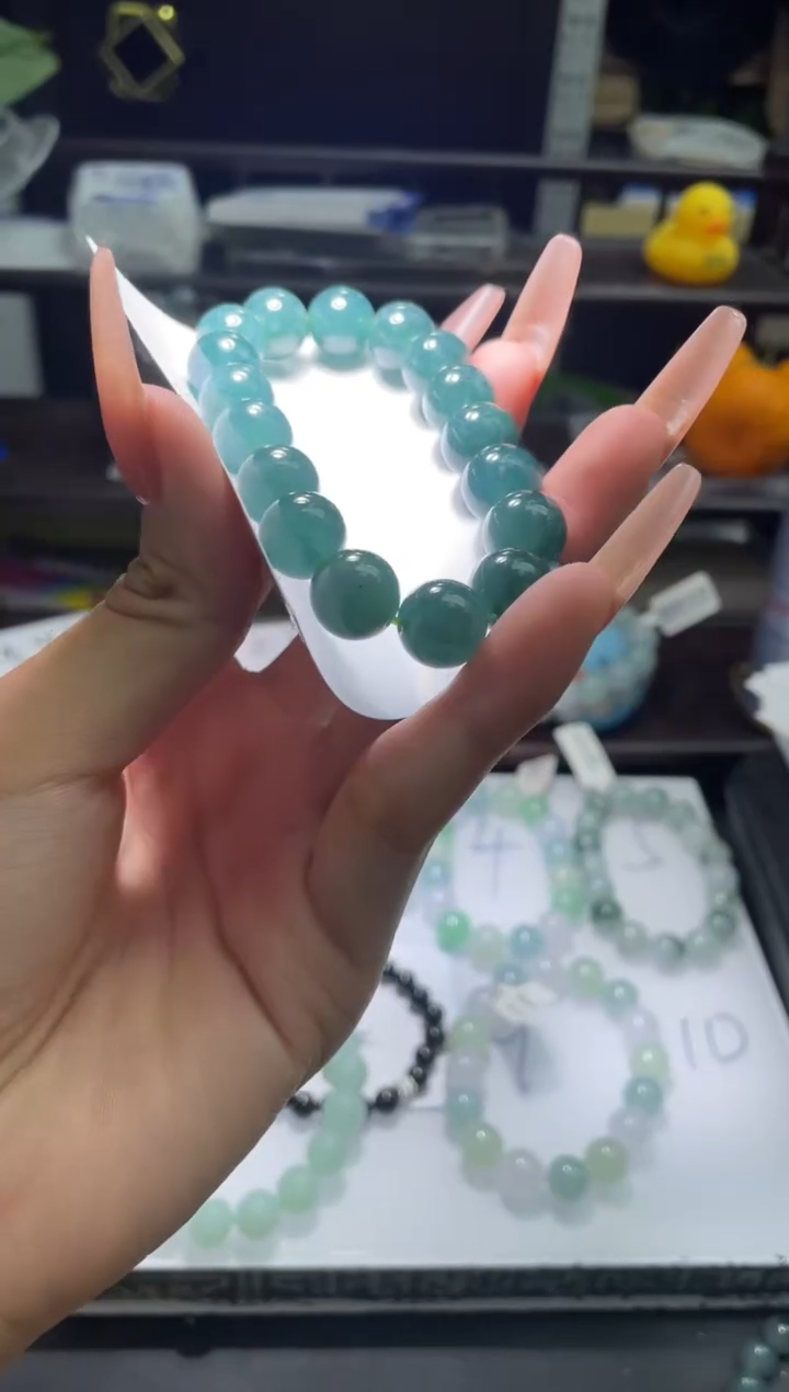 【闪购商品】翡翠手串未镶嵌翡翠