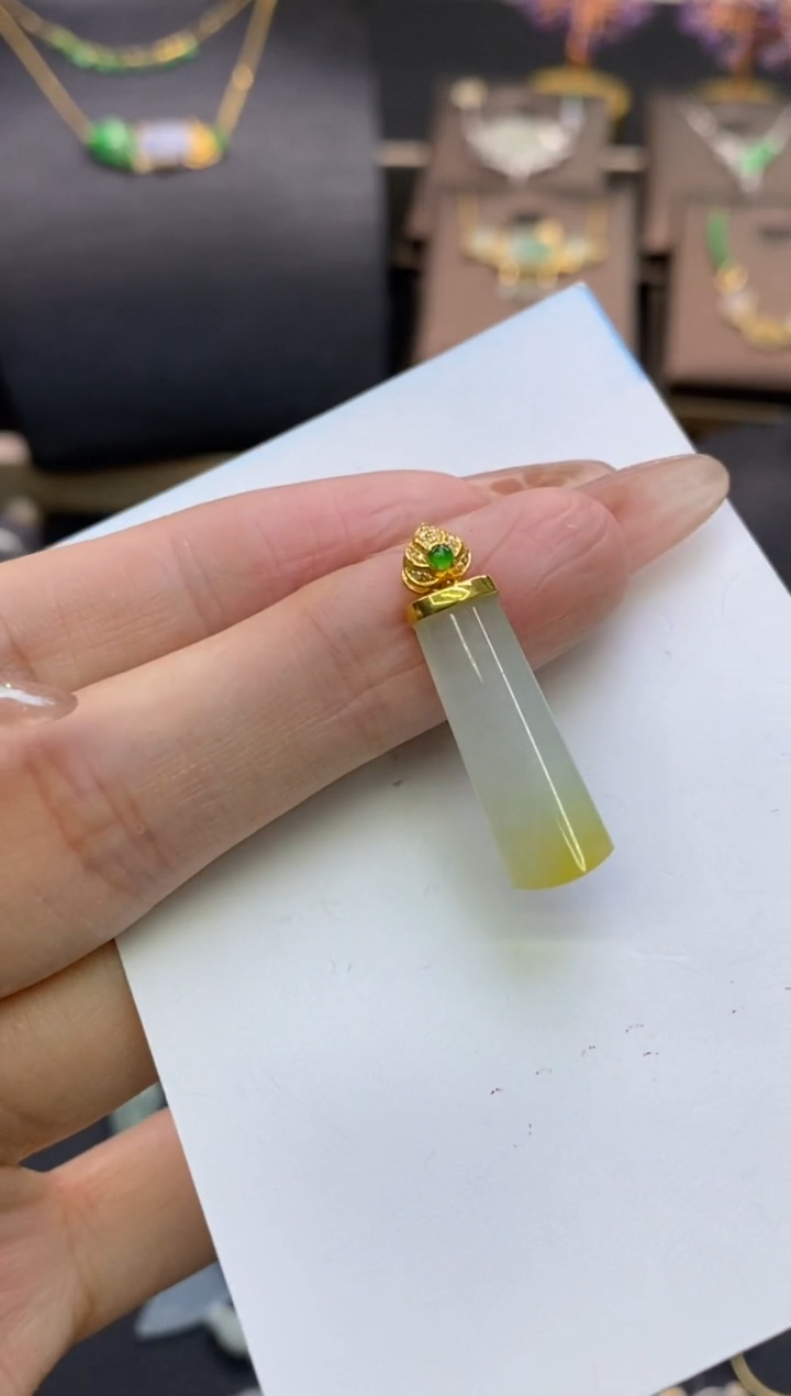 【闪购商品】翡翠颈饰18K金镶嵌净货16288