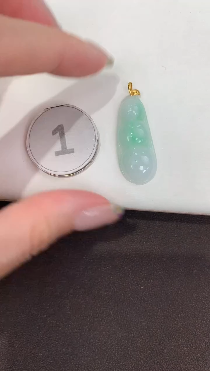 颈饰18K金镶嵌翡翠天然缅甸A货翡翠