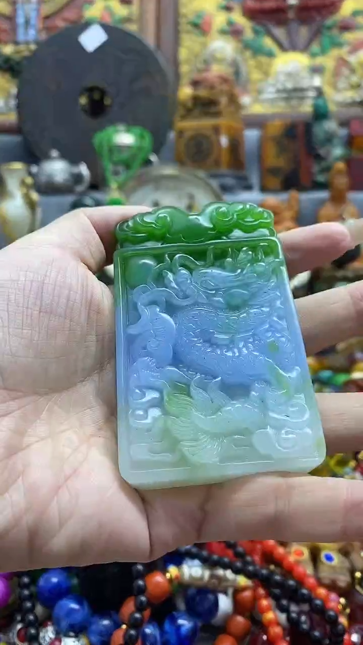 翡翠挂件未镶嵌1               