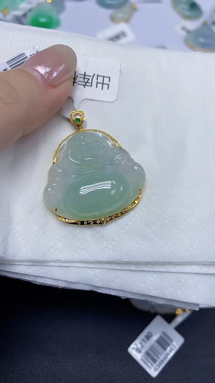 翡翠18K金镶嵌颈饰天然缅甸翡翠A货